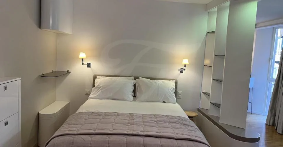APPARTEMENT Au coeur de la Vieille Ville de Genève – photo 3 sur 3