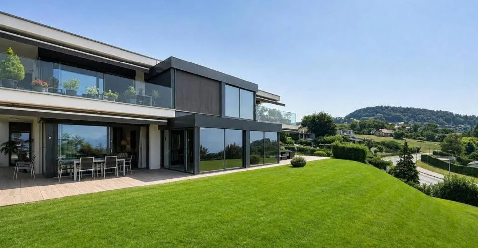 High-standard apartment of over 360 m2 with a view of the lake – photo 8 of 26