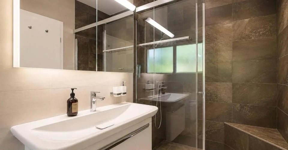 High-standard apartment of over 360 m2 with a view of the lake – photo 11 of 26