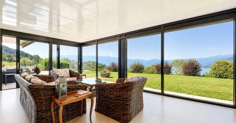 High-standard apartment of over 360 m2 with a view of the lake – photo 7 of 26