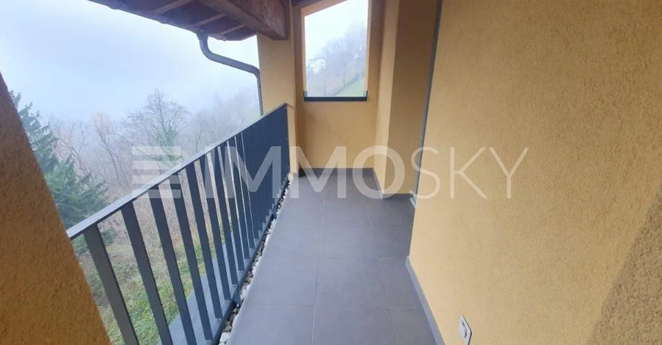 Elegante appartamento con balcone panoramico Bruzella – foto 10 di 10