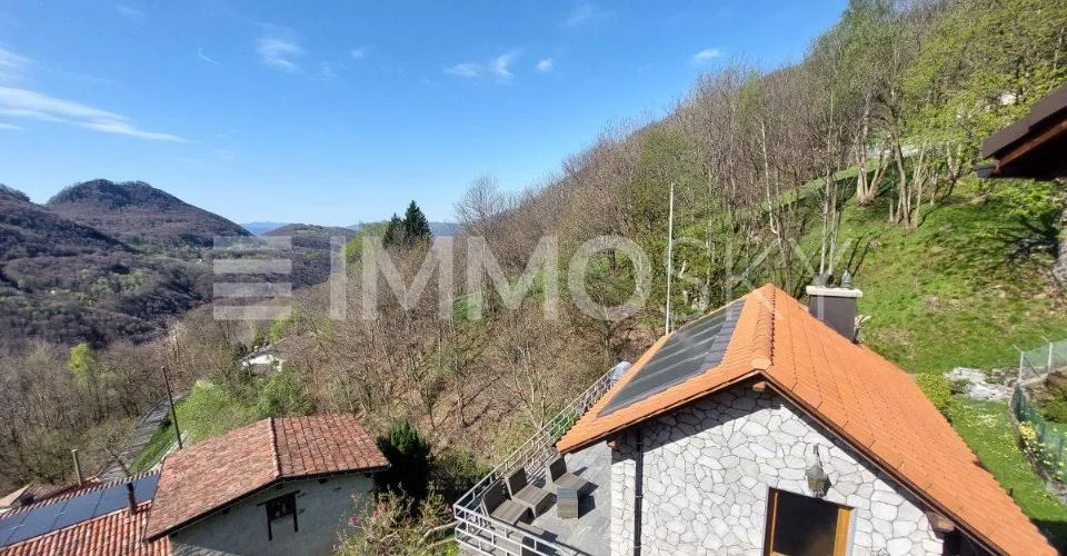 In nucleo soleggiata con giardino – foto 5 di 10
