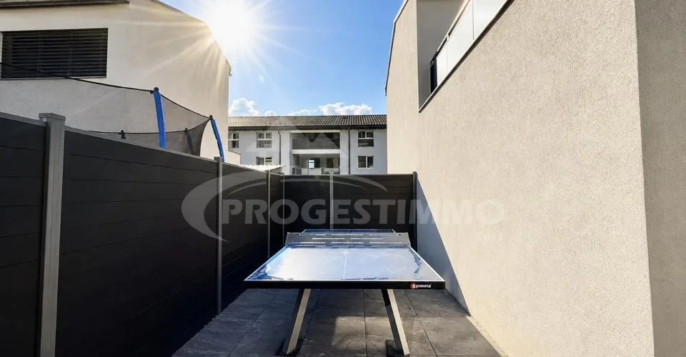 MAISON MITOYENNE DE 4,5 PIÈCES DANS UN QUARTIER PAISIBLE ET PRIVILÉGIÉ – photo 3 of 22