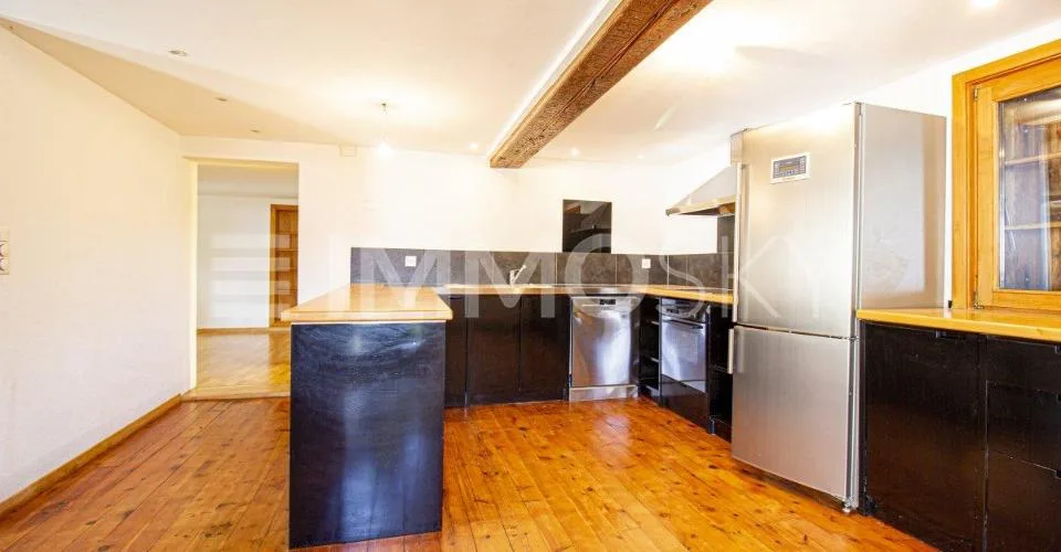 VIRTUAL TOUR : 4,5-Zimmer-Wohnung in einem Zweifamilienhaus – Foto 3 von 10
