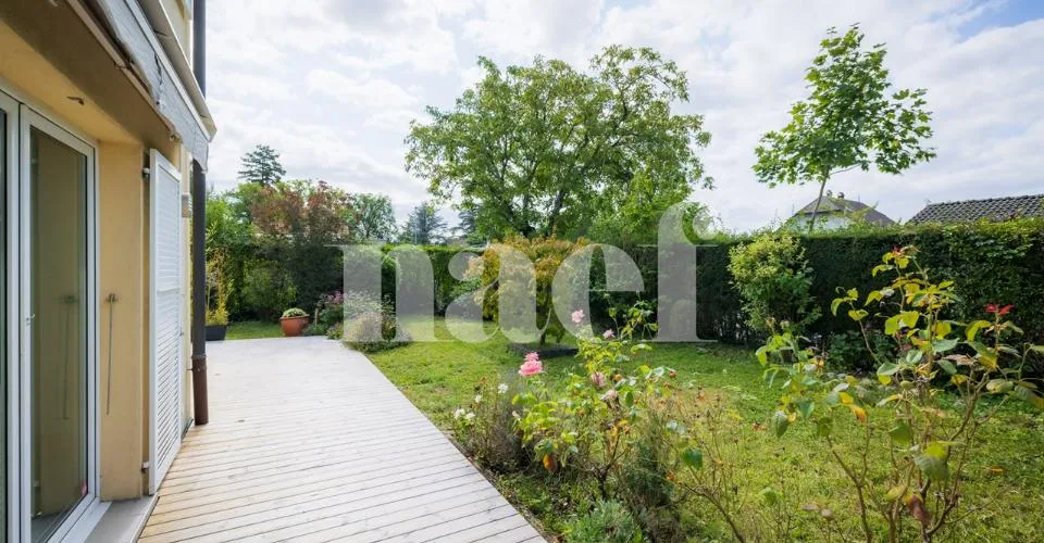 Familienvilla mit privatem Garten in Genthod – Foto 15 von 20