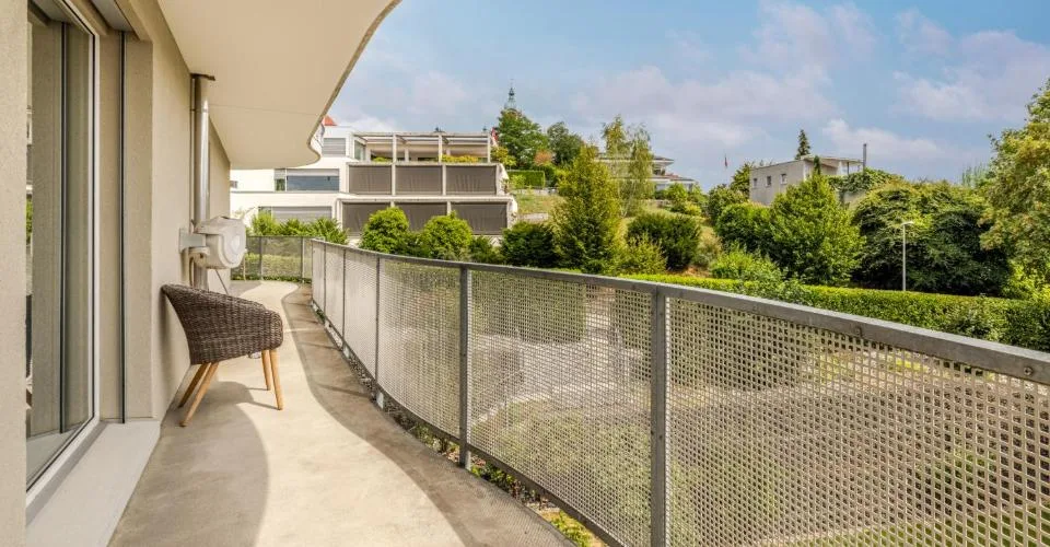 Generous living with a unique balcony concept – photo 19 of 20