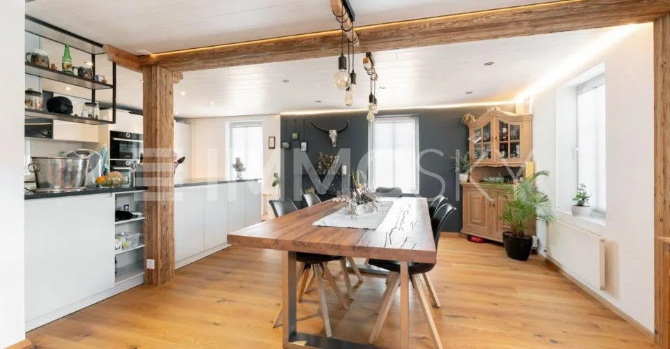 Proprietà unica con spazio abitativo e commerciale sotto un unico tetto – foto 9 di 14