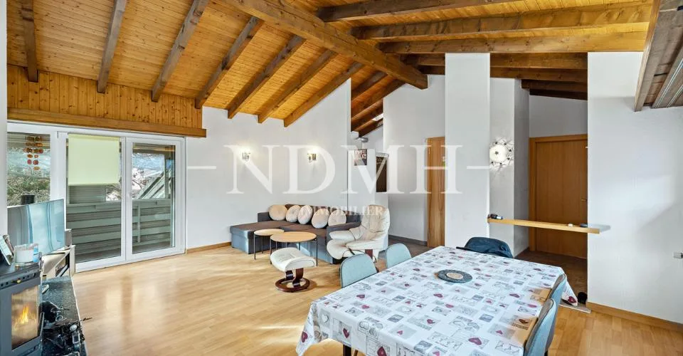 Villa spaziosa con due appartamenti – foto 21 di 24