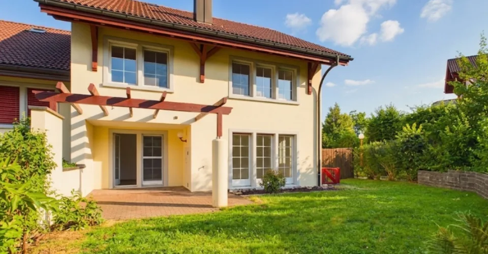 Casa a schiera di 7,5 locali soleggiata in una zona tranquilla ad Altendorf