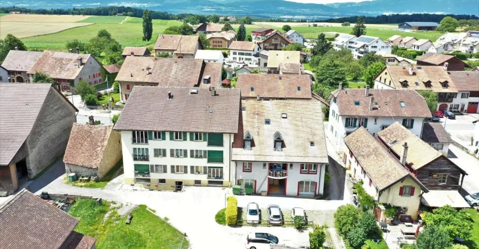 Logement très calme situé dans le village d'Oulens-sous-Echallens.