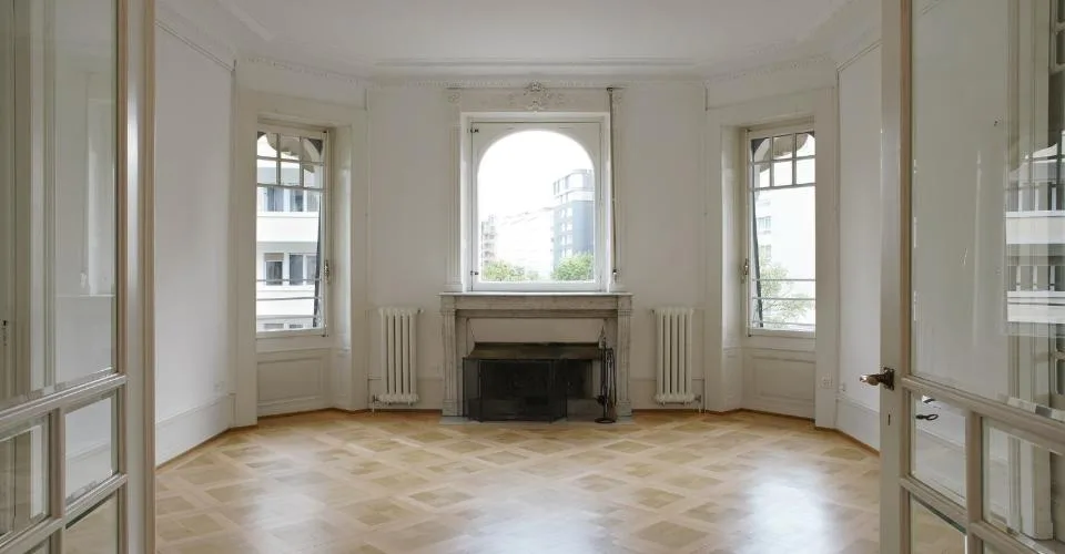 CHAMPEL - rue de l'Athénée 15 - 8 pièces au 3ème étage – Foto 6 von 11