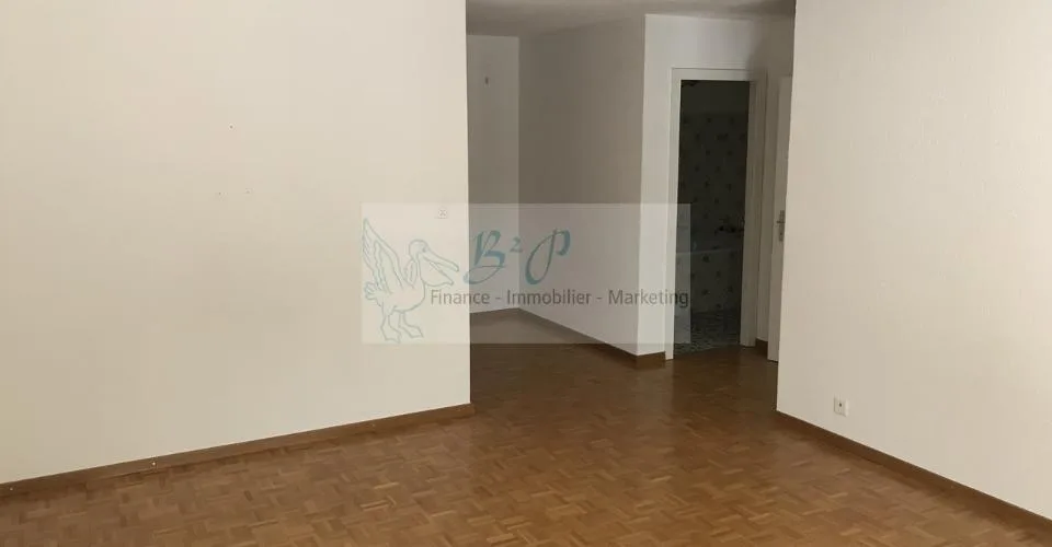 Bel appartement de 3.5 pièces dans un quartier calme et verdoyant.