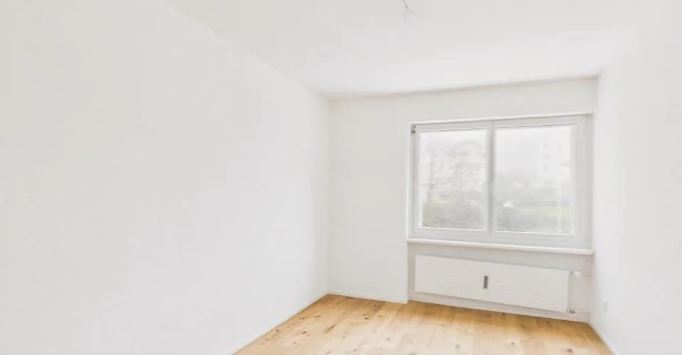 Poêle suédois confortable et terrasse avec boîte de garage incluse