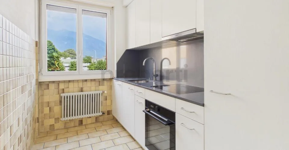 Elegant renovated apartment with balcony – photo 15 of 22