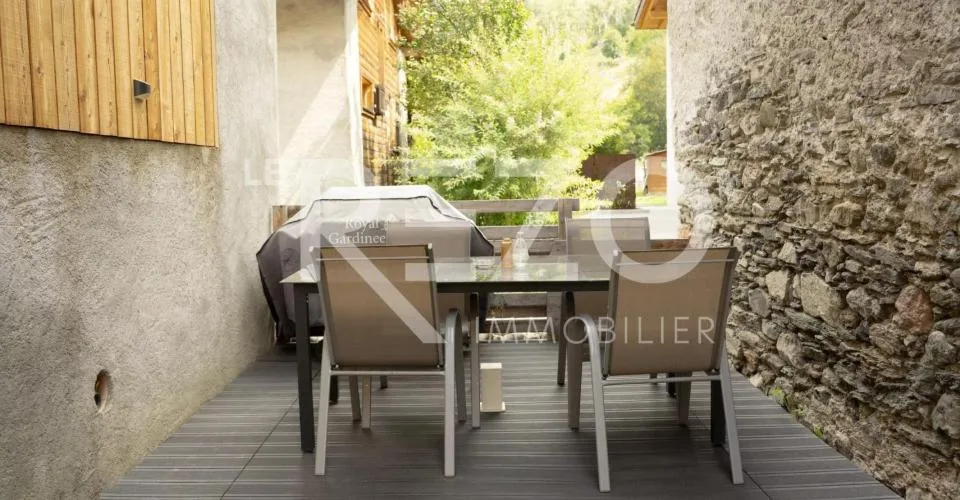 Maison de village rénovée au coeur de Chalais, VS – Foto 2 von 13