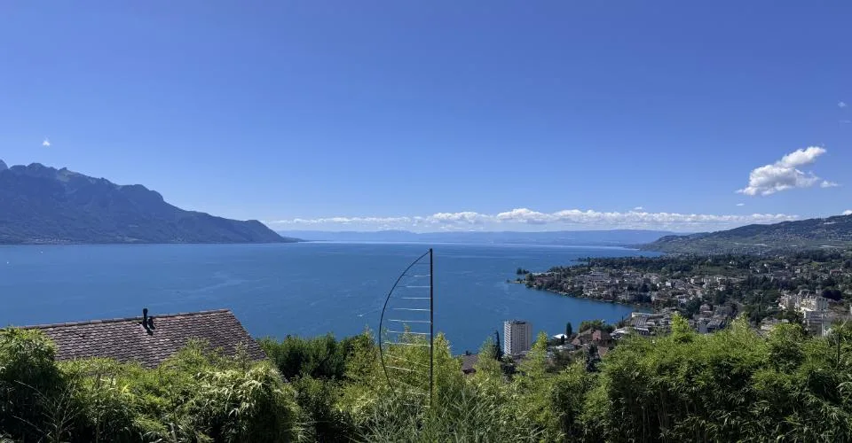 Villa mitoyenne de 165 m² – Vue panoramique à 270° sur le lac Léman | Montreux – photo 17 sur 17