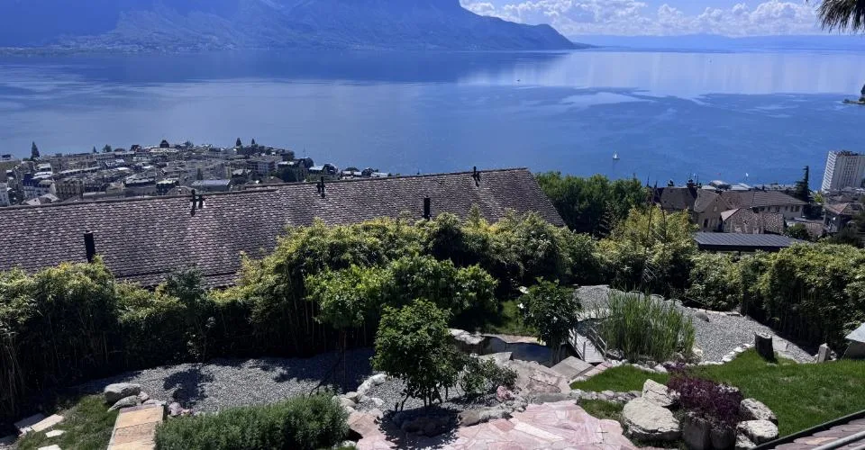 Villa mitoyenne de 165 m² – Vue panoramique à 270° sur le lac Léman | Montreux – photo 4 sur 17