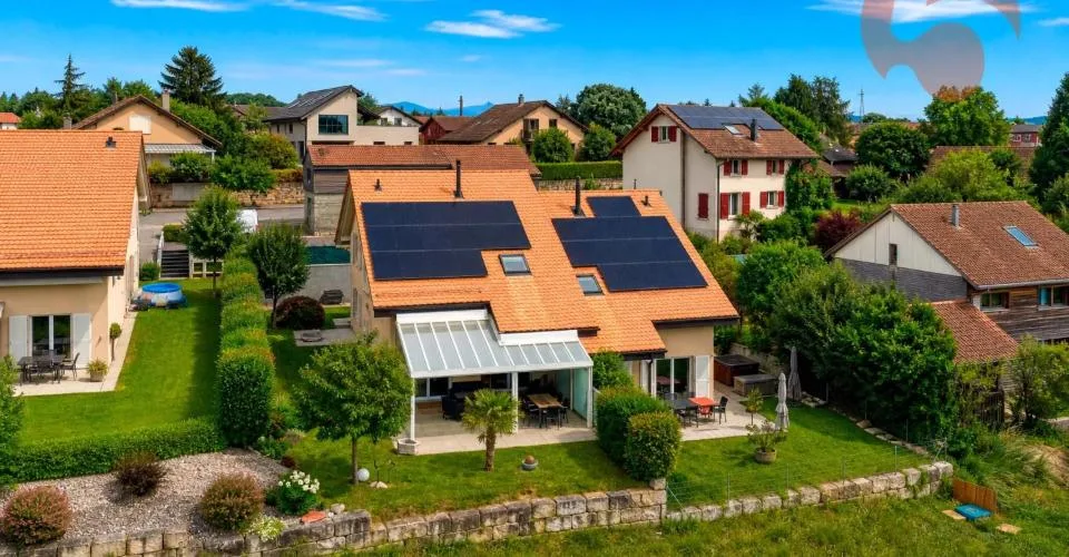 Magnifique villa de 4.5 pièces avec vue panoramique sur le Jura et la – foto 3 di 44