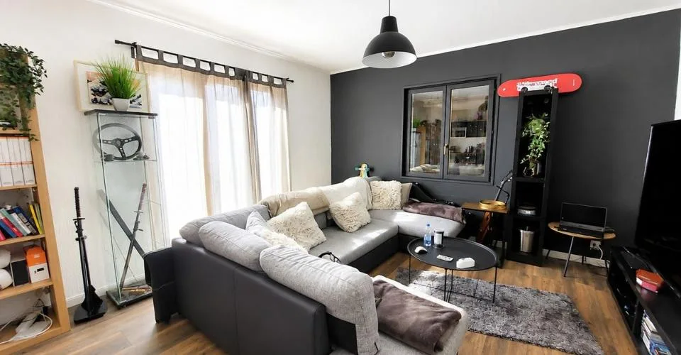 Villa individuelle composée de deux appartements indépendants, avec vaste jardin privatif – Foto 4 von 13