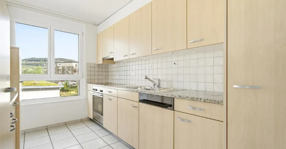 Family apartment with a far-reaching view - available for immediate occupancy – photo 13 of 13