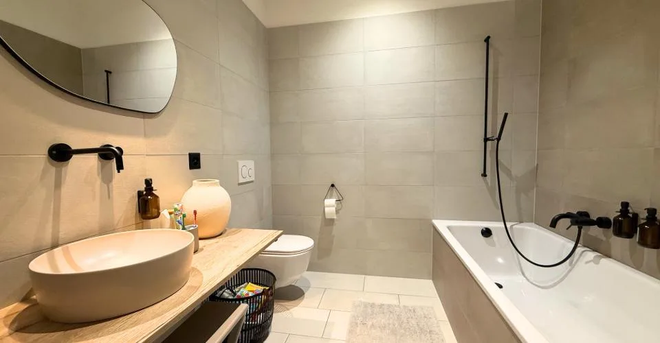 EXCLUSIVITÉ ! Bien d’exception avec terrasse et jardin privatif dans le quartier de La Coudre! – Foto 4 von 6