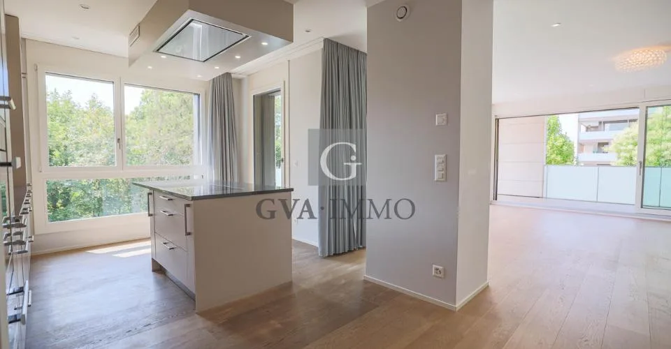 Élégant appartement avec vaste loggia, quartier Gradelle – Foto 5 von 12