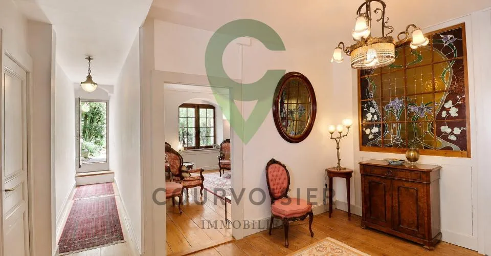 Maison de caractère avec jardin et local indépendant au coeur de Nyon – Foto 5 von 13