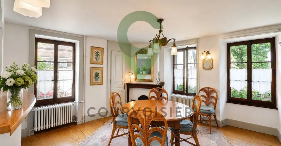 Maison de caractère avec jardin et local indépendant au coeur de Nyon – Foto 4 von 13