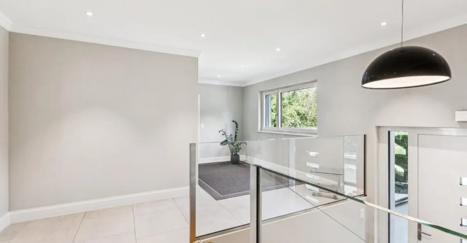 En exclusivité: Maison contemporaine avec vue panoramique sur les Alpe – photo 7 sur 13