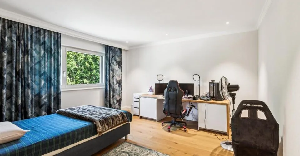 En exclusivité: Maison contemporaine avec vue panoramique sur les Alpe – photo 6 sur 13