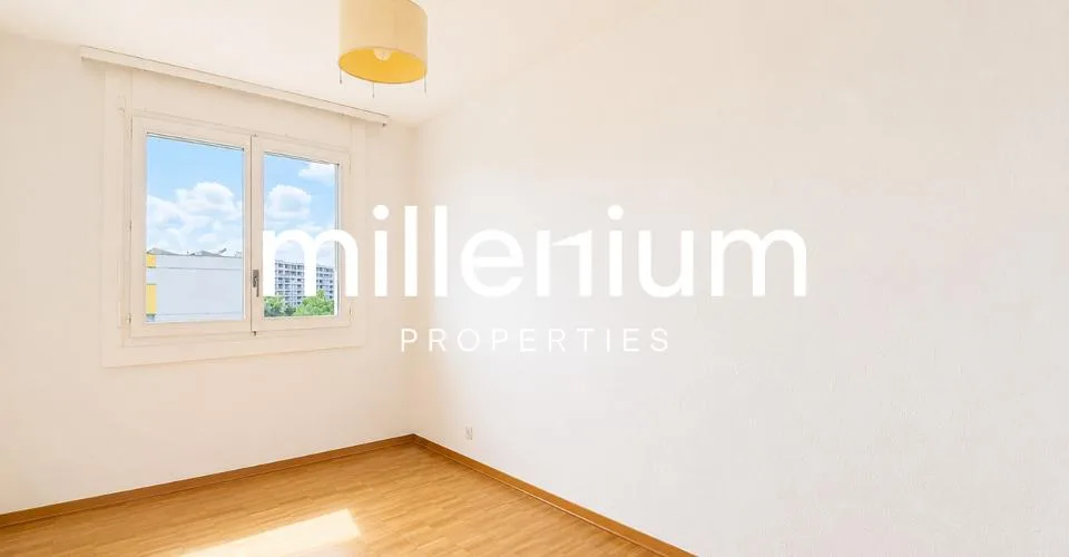 Appartement familial avec terrasse et vue dégagée – Meyrin – photo 3 sur 13