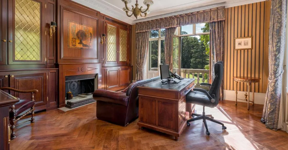 Exceptionnel Château du 19ème siècle et domaine de 9,5 hectares – foto 13 di 13