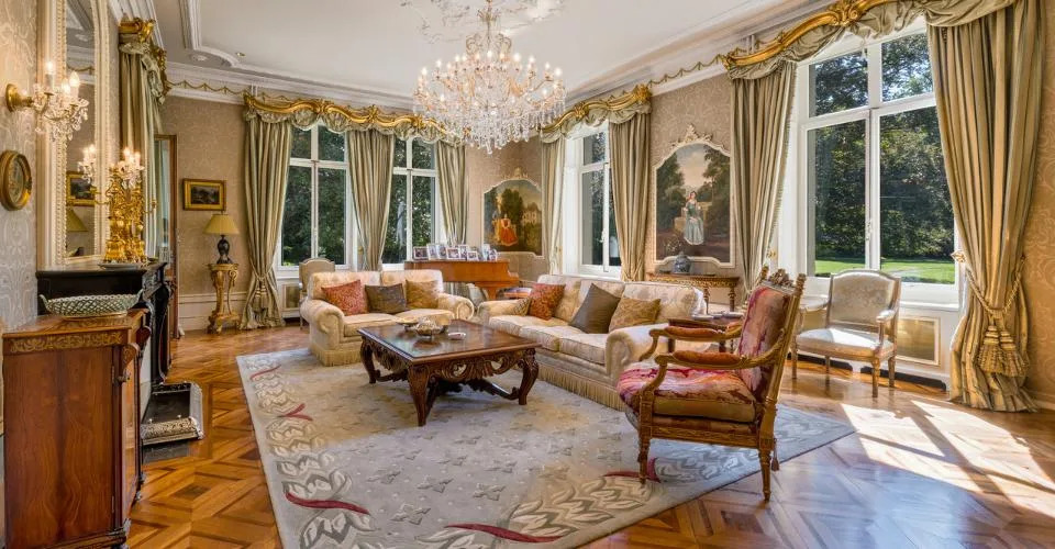 Exceptionnel Château du 19ème siècle et domaine de 9,5 hectares – foto 7 di 13