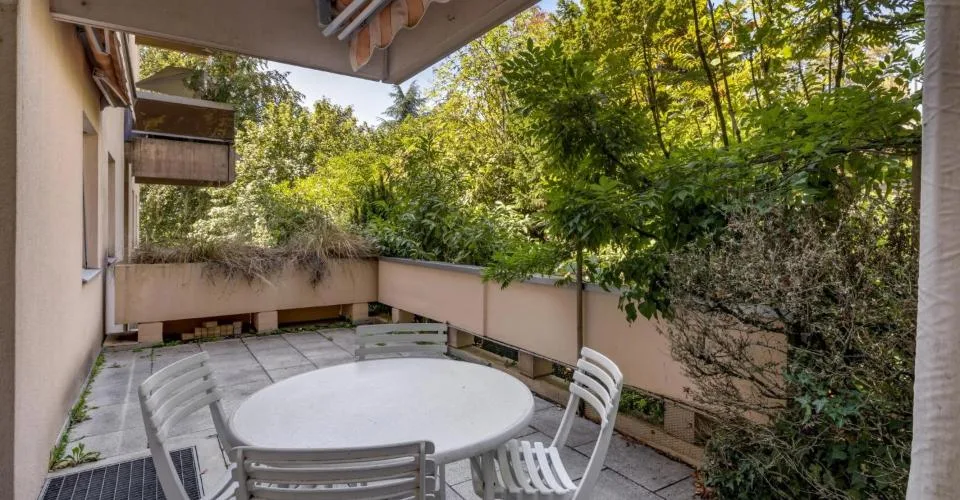Bel appartement avec terrasse à Pully – Foto 6 von 7