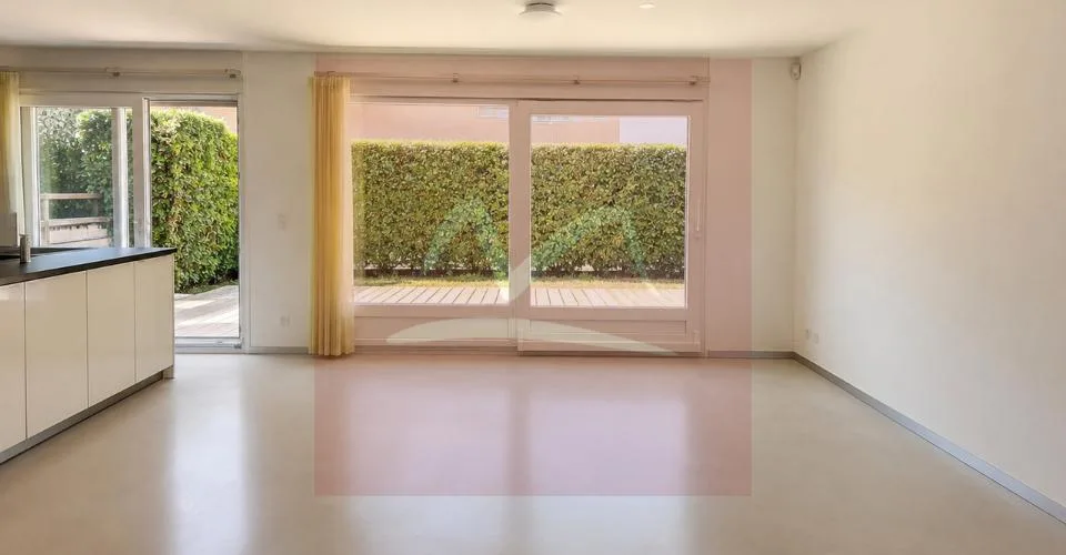 VILLA CONTIGUE A MEYRIN – photo 3 of 12