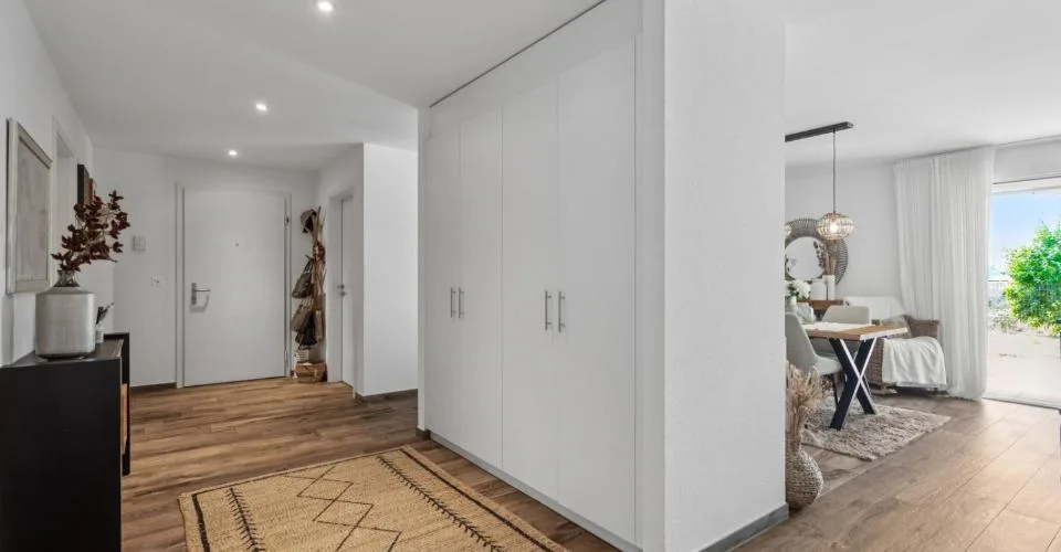 Bello appartamento di 4.5 locali con giardino e terrazza – foto 2 di 13