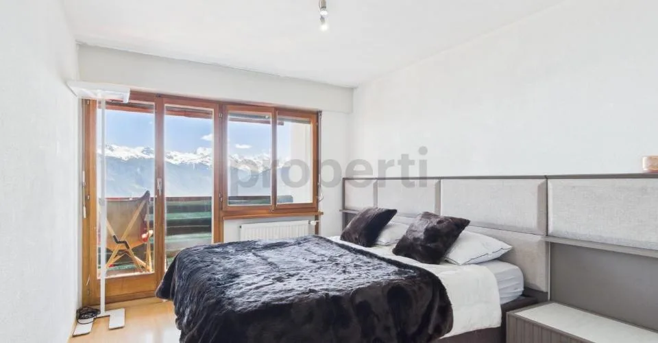 Appartamento 3.5 locali a Crans-Montana, vicino alla funivia e con vista eccezionale – foto 4 di 16