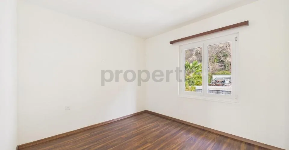 Elegantes Einfamilienhaus mit 4,5 Zimmern und Bergblick in Pollegio – Foto 20 von 25