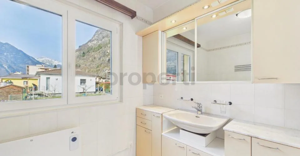 Elegantes Einfamilienhaus mit 4,5 Zimmern und Bergblick in Pollegio – Foto 24 von 25