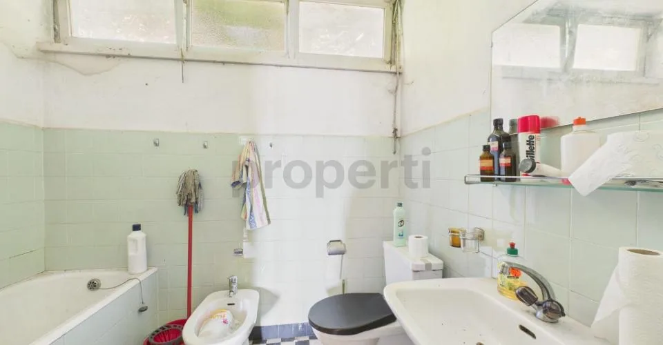 Spaziosa villa 9 locali vista lago, Viganello (o investimento per costruttori, si veda descrizione) – foto 9 di 13