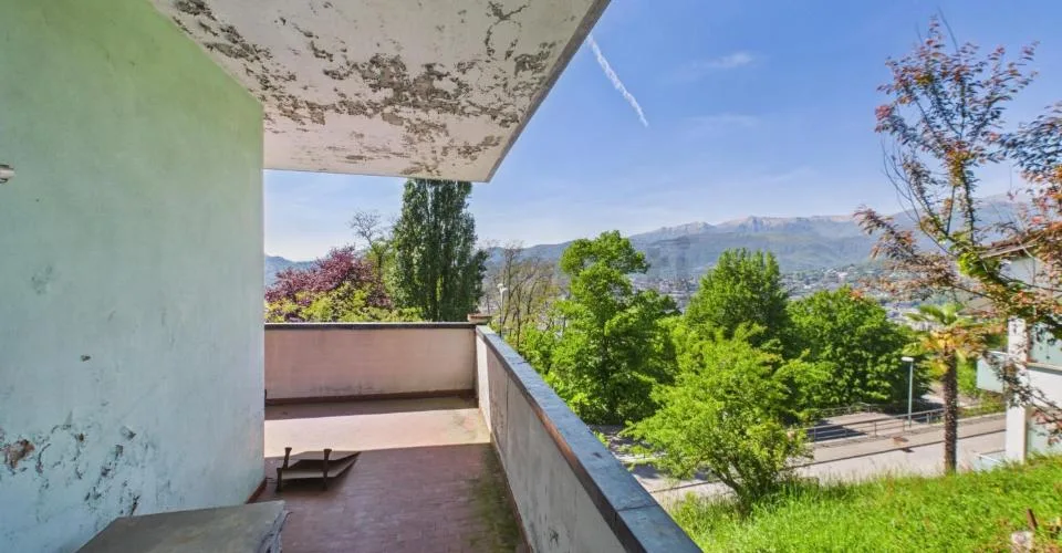 Spaziosa villa 9 locali vista lago, Viganello (o investimento per costruttori, si veda descrizione) – foto 11 di 13