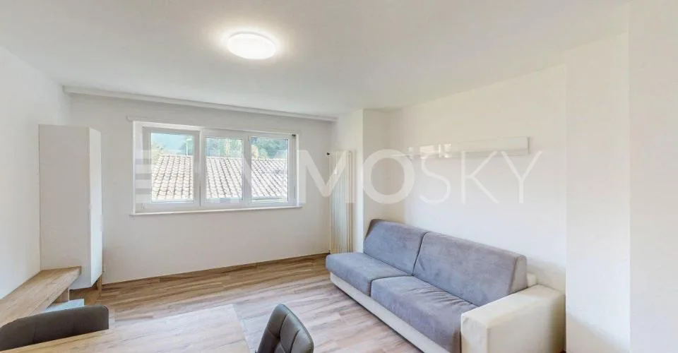 Komplett renoviert und fernab vom Stadtverkehr – Foto 2 von 8