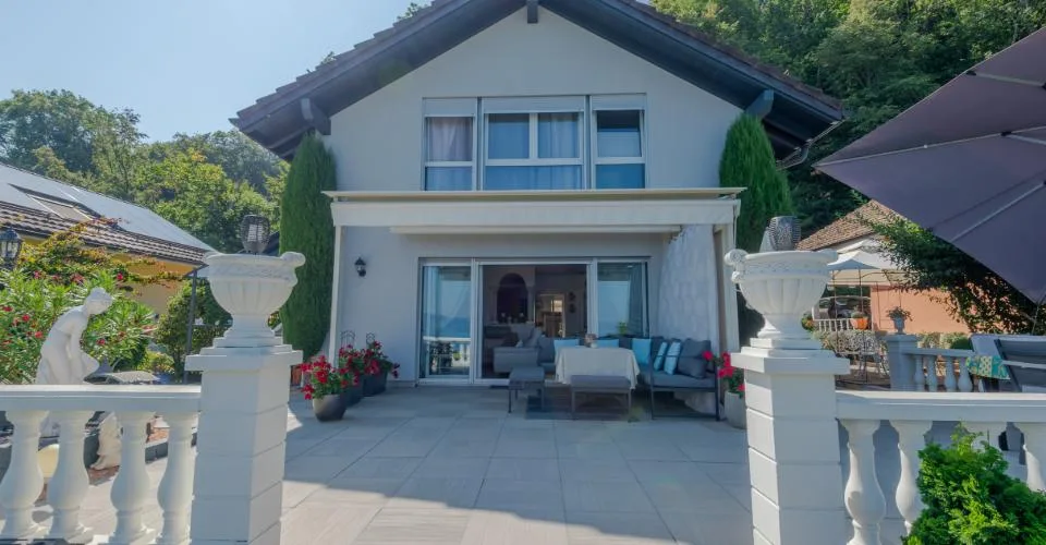 VILLA AVEC VUE PANORAMIQUE SUR LE LÉMAN – foto 15 di 19