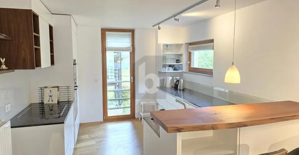 EXCLUSIVE LAKE VIEW WITH PANORAMA OF THE MOUNTAINS – photo 9 of 12