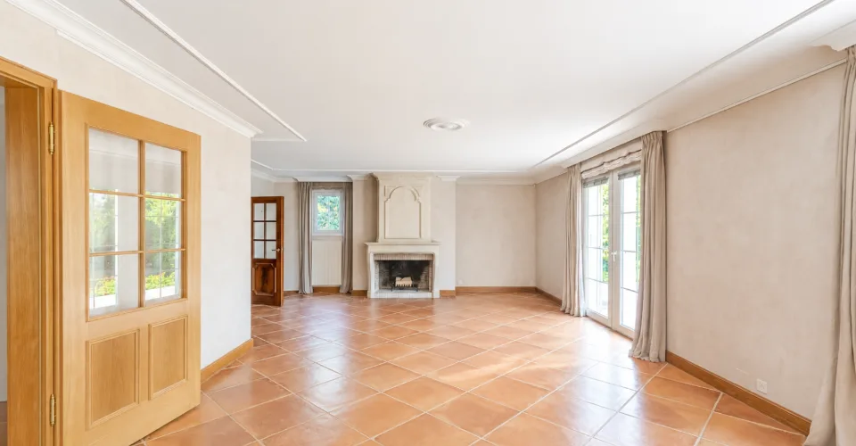 Rare – Belle villa de maître avec piscine et parc de 4’000 m² – photo 4 sur 25