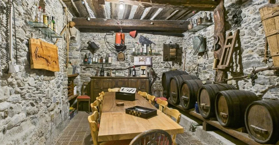 Immeuble de 3 appartements à Chalais – rénové et loué – Foto 2 von 9