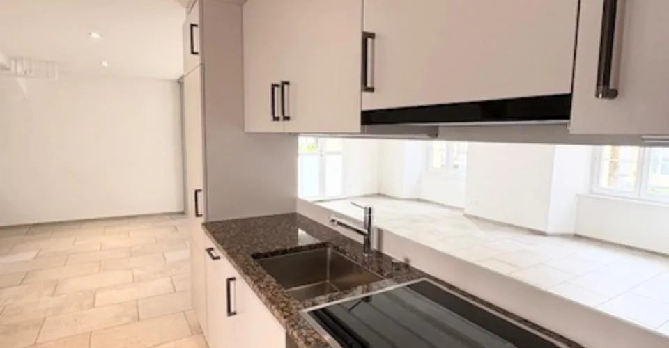 Spacieux loft avec entrée indépendante – photo 6 of 8