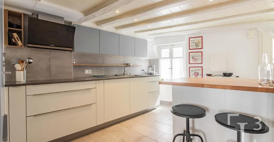 Maison au coeur de la vieille-ville avec l'option d'un jardin potager – Foto 5 von 25