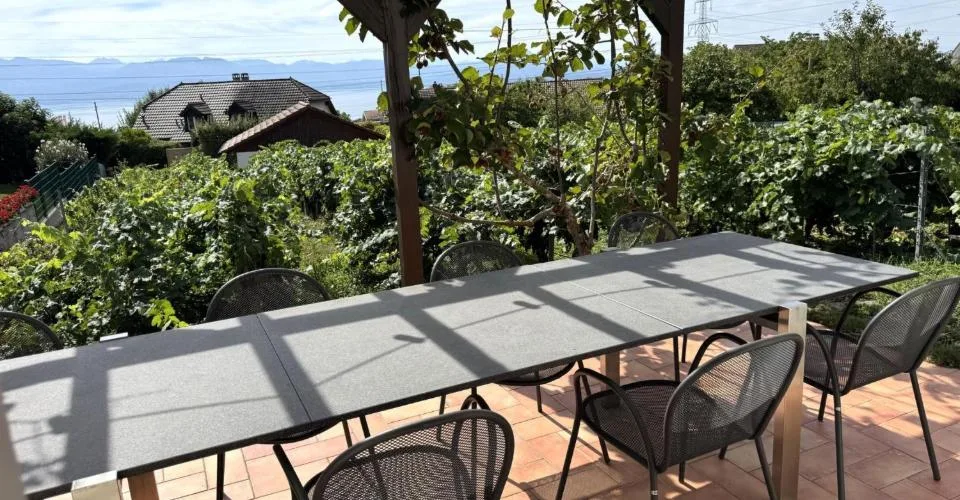 Einzigartiges Einfamilienhaus mit Blick auf den See und die Alpen – Foto 25 von 26