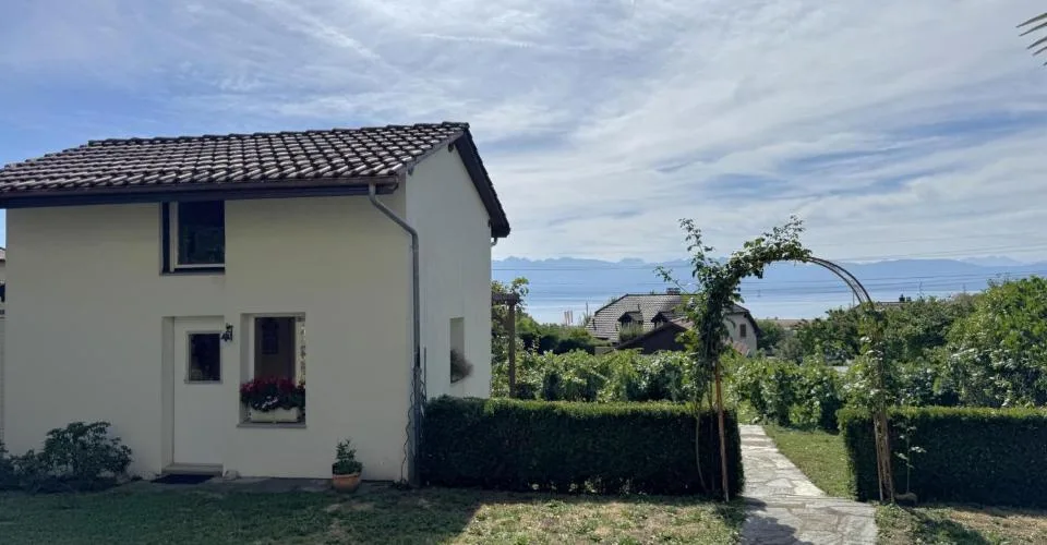 Einzigartiges Einfamilienhaus mit Blick auf den See und die Alpen – Foto 24 von 26